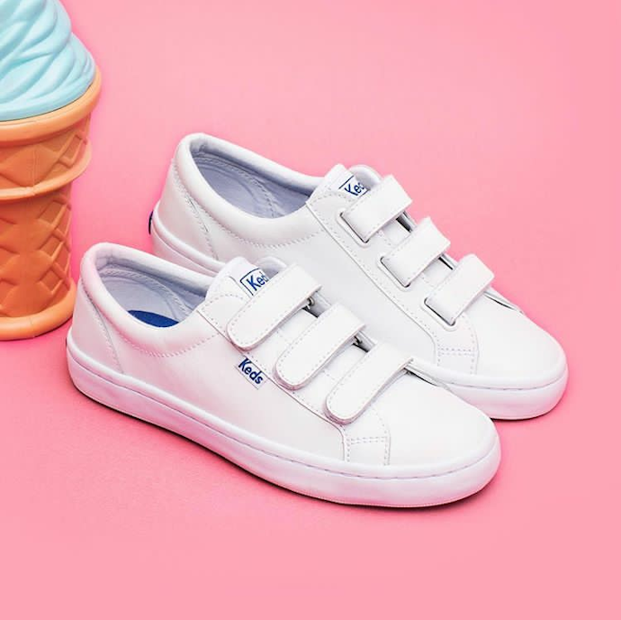รองเท้าผ้าใบแบบแปะ แนะนำรุ่น Tiebreak และ Triple Kick Velcro
