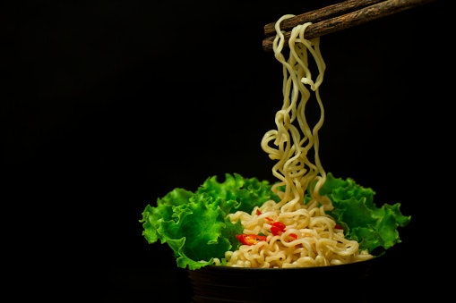 เส้นบะหมี่ธรรมดา