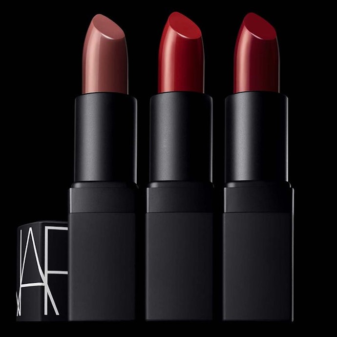 ลิปสติกแบบแท่ง (Stick Lipstick)
