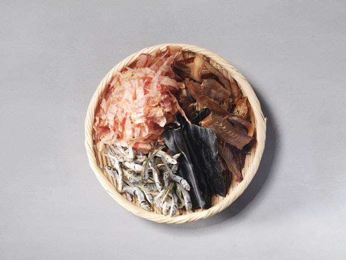 เลือกอาวาเซะดาชิ (Awase Dashi) เหมาะกับเมนูอาหารญี่ปุ่นที่ต้องการความเข้มข้น