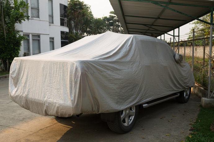 สำหรับรถ SUV หรือรถกระบะ เลือกผ้าคลุมรถแบบเผื่อขนาดให้ครอบคลุมทั้งหมด และมีซับใน