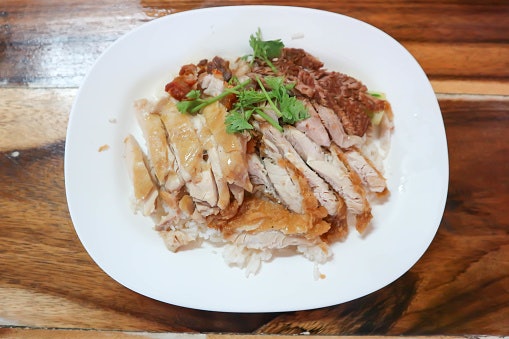 น้ำจิ้มข้าวมันไก่ทอด