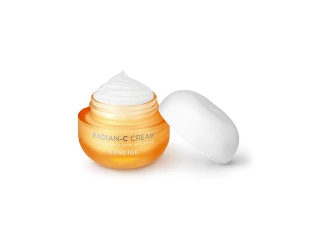 มีปัญหาผิวหมองคล้ำ เลือก Laneige Radian-C Line