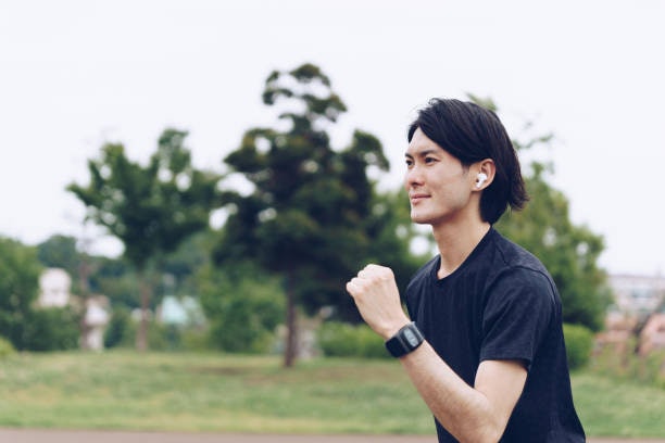 สำหรับใส่เล่นกีฬาหรือออกกำลังกาย เลือกแบบสปอร์ต