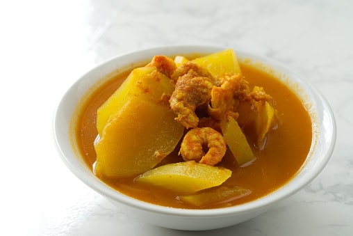 เลือกพริกแกงส้ม (พริกแกงเหลือง) สำหรับทำแกงส้มใต้โดยเฉพาะ