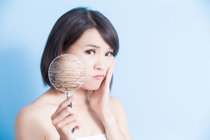 สำหรับคนผิวแห้ง เลือกโฟมล้างหน้าเกาหลีสูตร Moisture หรือ Hydrating