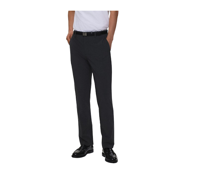 สำหรับผู้ที่มีรูปร่างผอมบาง ขาเล็ก เลือกทรง Straight Fit / Slim Fit