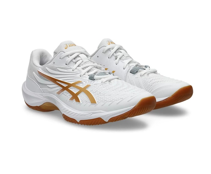 รองเท้าแบด Asics สำหรับสายบุก เน้นความเบา เคลื่อนที่เร็ว